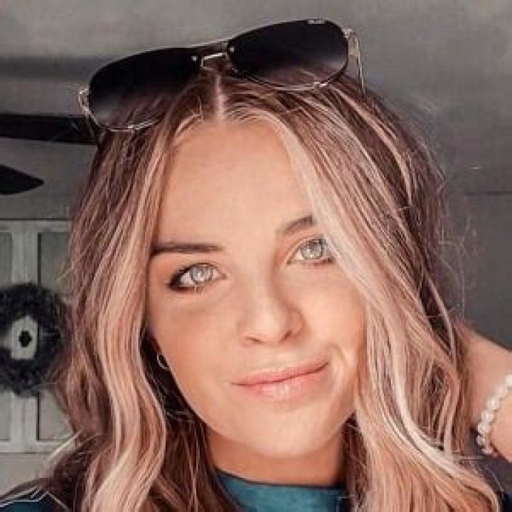 Kara Wilson Bio (Wiki) 