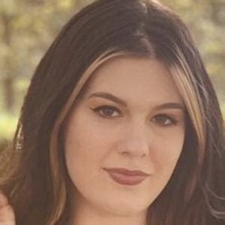 Kat Tenbarge - Age, Family, Bio