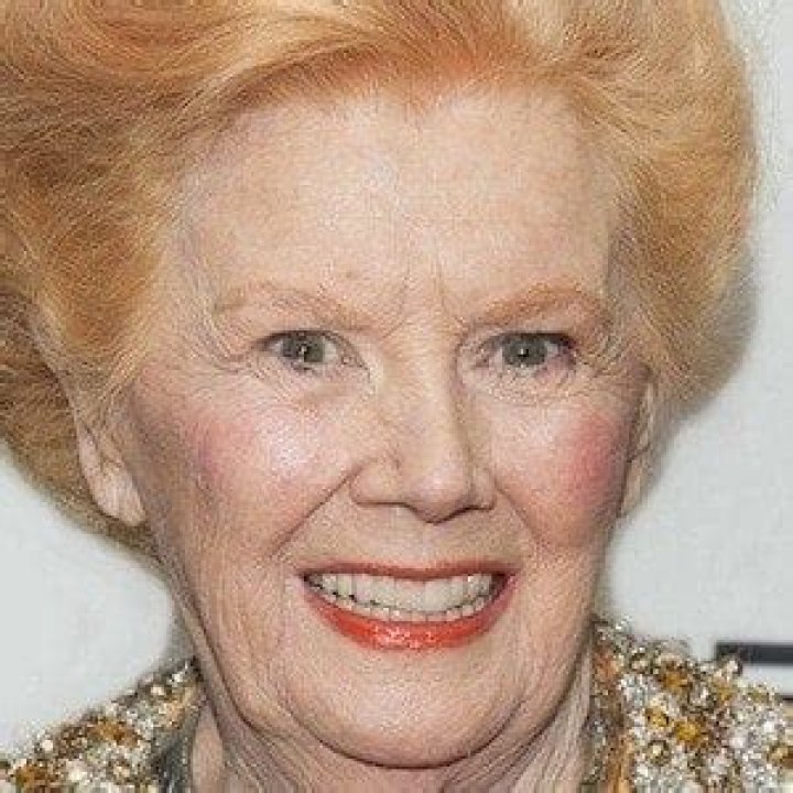 Kathleen Nolan - Age, Family, Bio