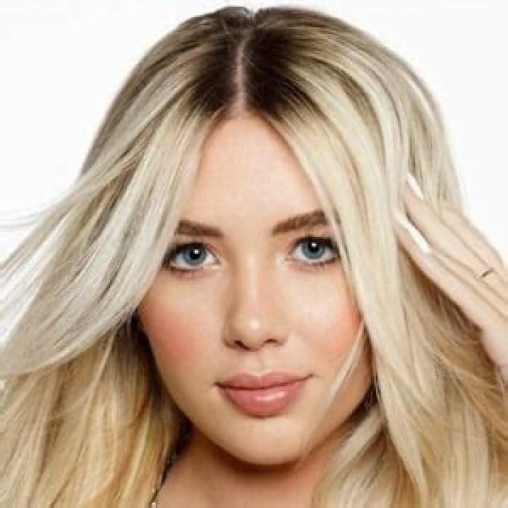 Kayla Cromer - Age, Family, Bio