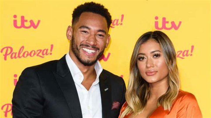 Kaz Crossley and Josh Denzel have split! Was it a recent breakup or few weeks old one?