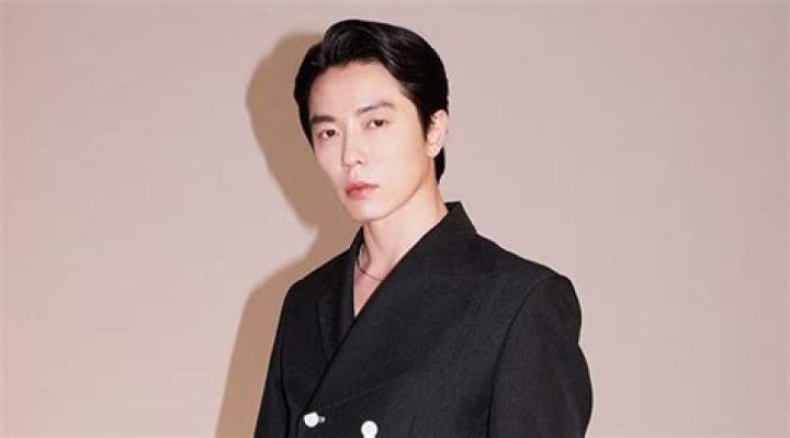 Kim Jae-wook - Age, Family, Bio