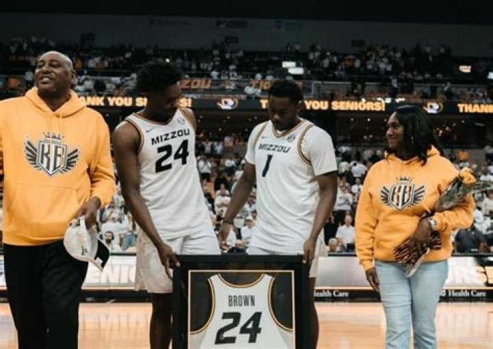 Kobe Brown - Age, Family, Bio