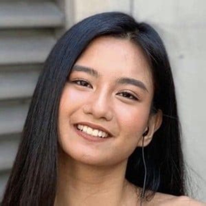 Krissha Viaje - Age, Family, Bio