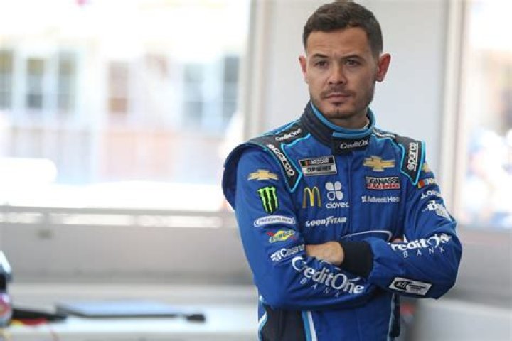 Kyle Larson Bio (Wiki) 