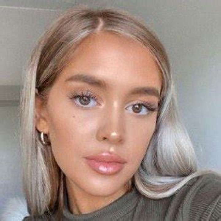 Laci Kaye Booth - Age, Family, Bio