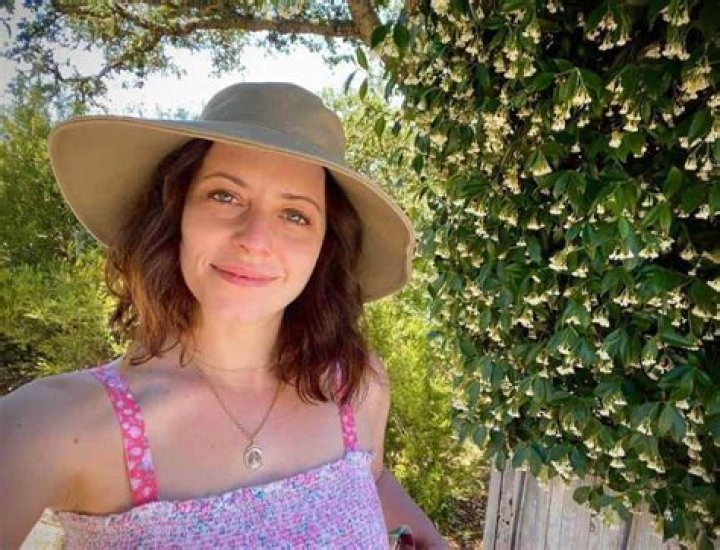 Laura Miller - Age, Family, Bio