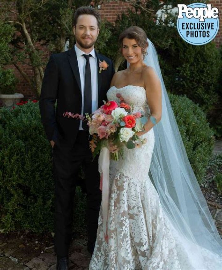 Leah Tells All On Getting Back With Jeremy And Getting Married!