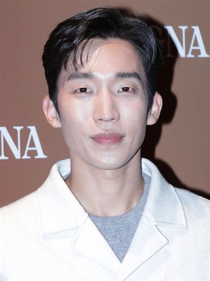 Lee Sang-Yi Bio (Wiki) 