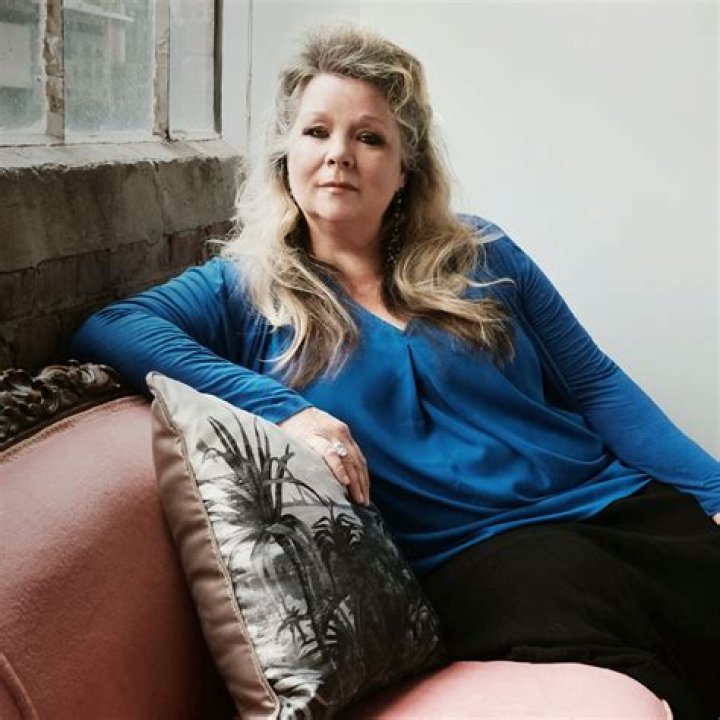 Leslie Satcher Bio (Wiki) 