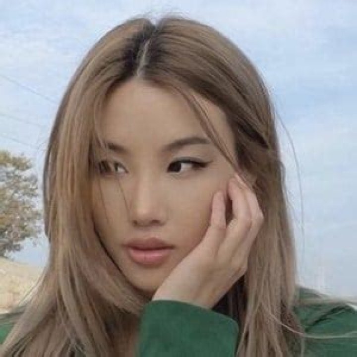 Littlebunszz - Age, Family, Bio
