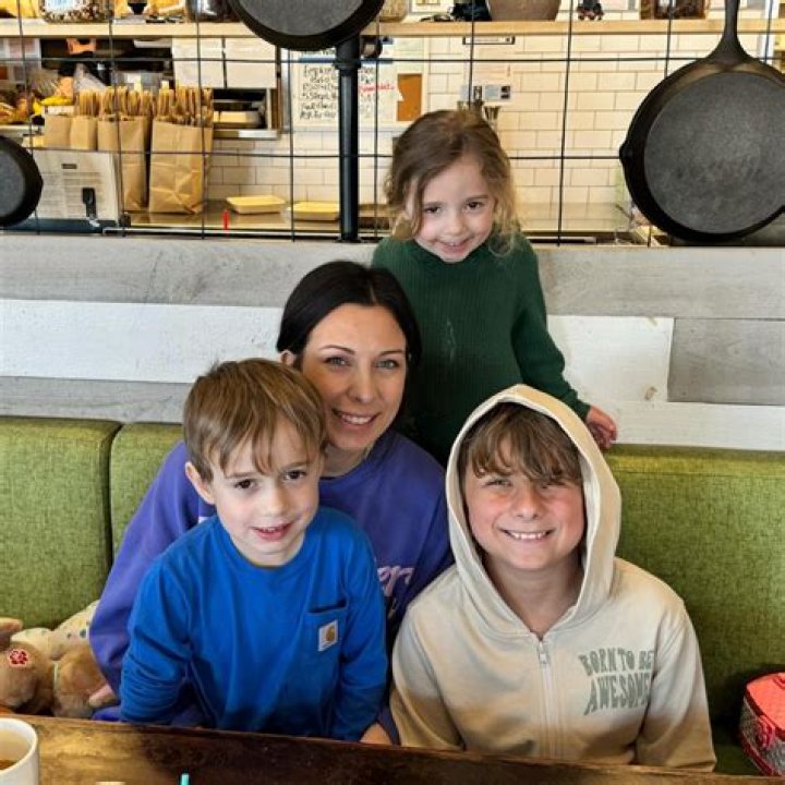 Mackenzie Edwards - Age, Family, Bio