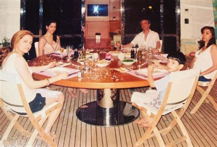 Mandana Bolourchi - Age, Family, Bio