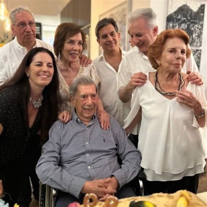 Mario Vargas Llosa - Age, Family, Bio