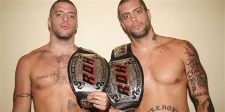 Mark Briscoe teeth: What happened to Mark Briscoe’s teeth?