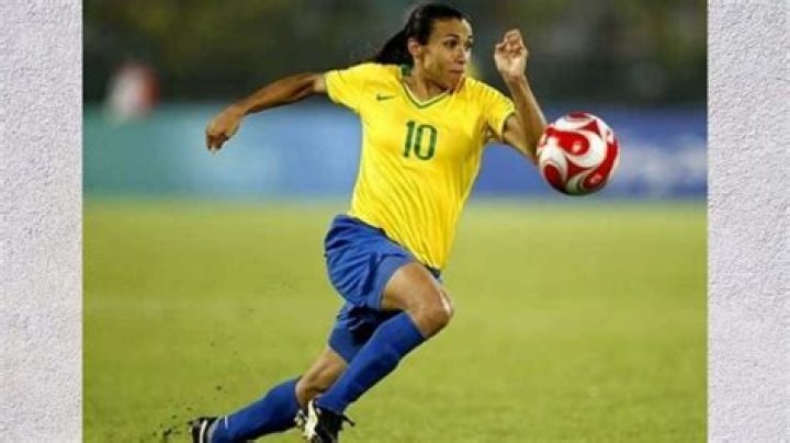 Marta Silva - Age, Family, Bio
