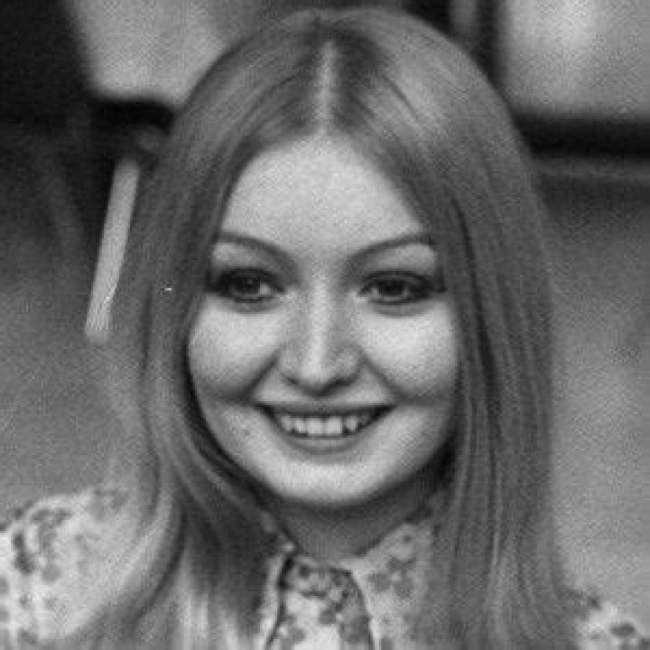Mary Hopkin - Age, Family, Bio