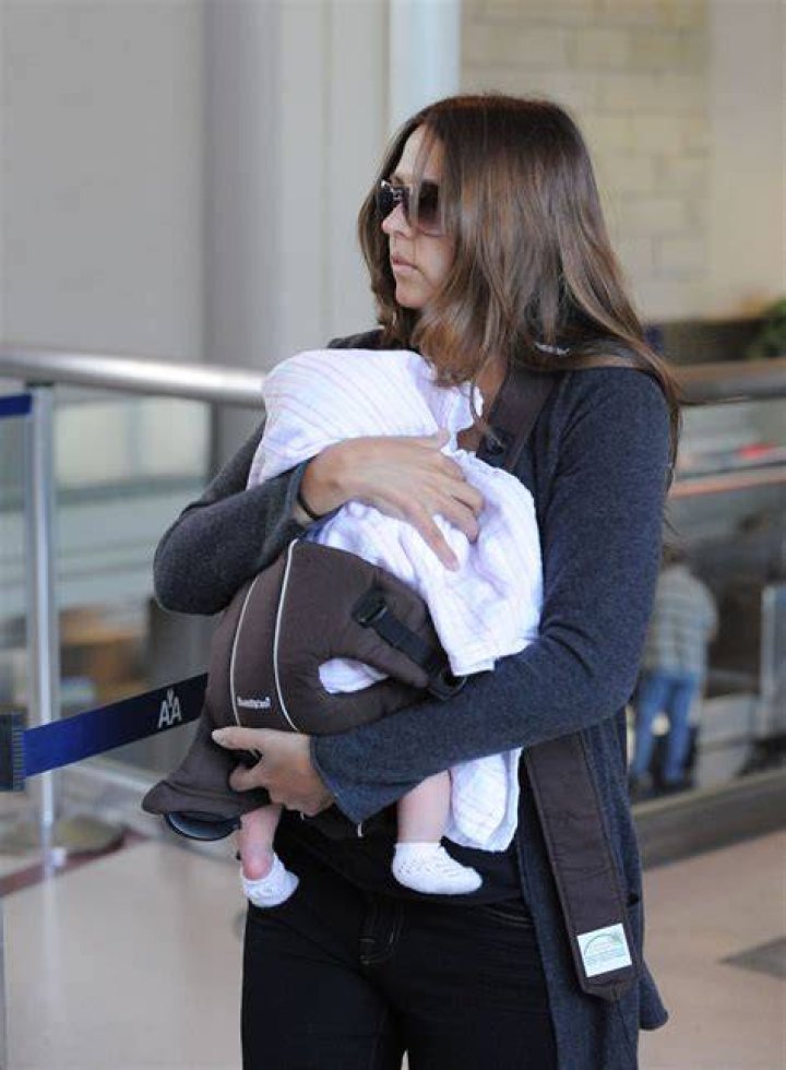 Matt Damon comforts his crying toddler at the airport