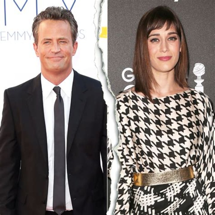 Matthew Perry, Ex-Partner Of Lizzy Caplan Has Been Linked With Many Womans In Past.