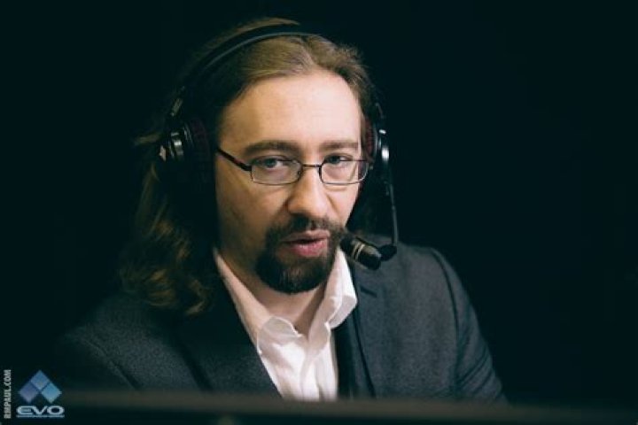 Maximilian Dood Bio (Wiki) 
