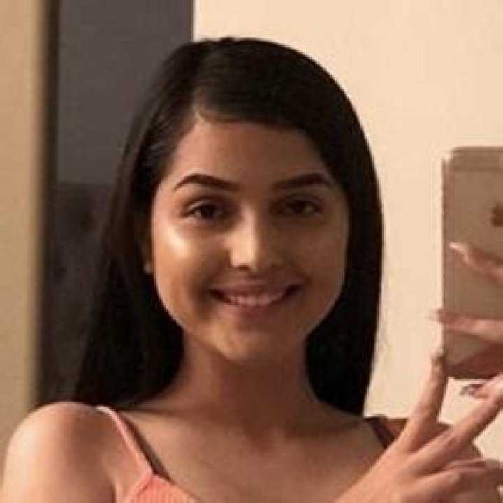 Melody Valadez - Age, Family, Bio