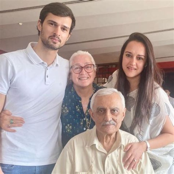 Nafisa Ali - Age, Family, Bio