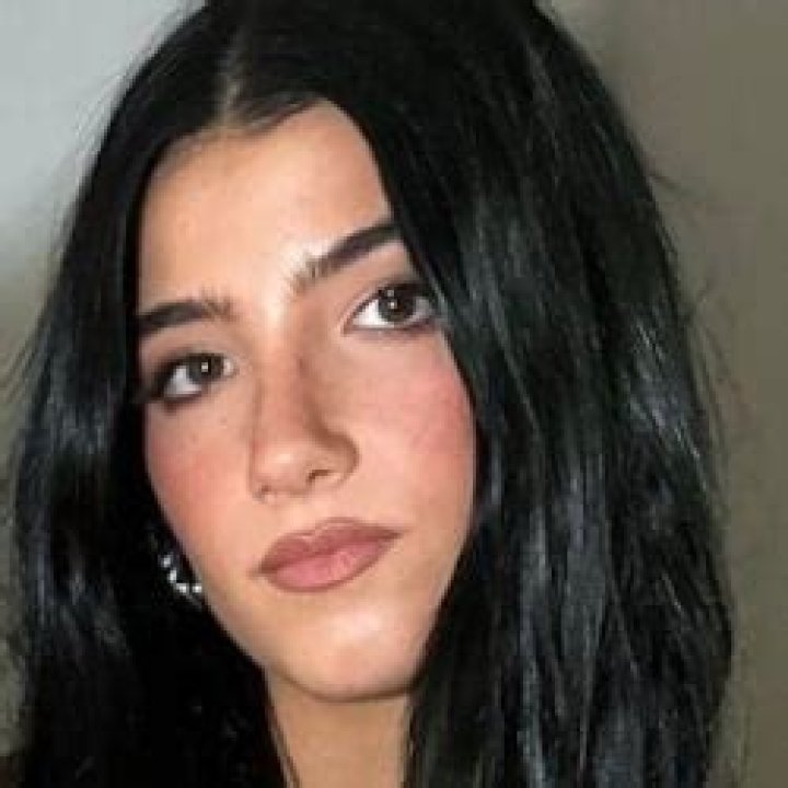 Naoi Rei - Age, Family, Bio