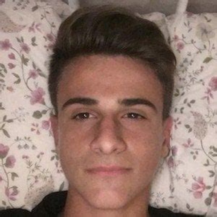 Nau - Age, Family, Bio