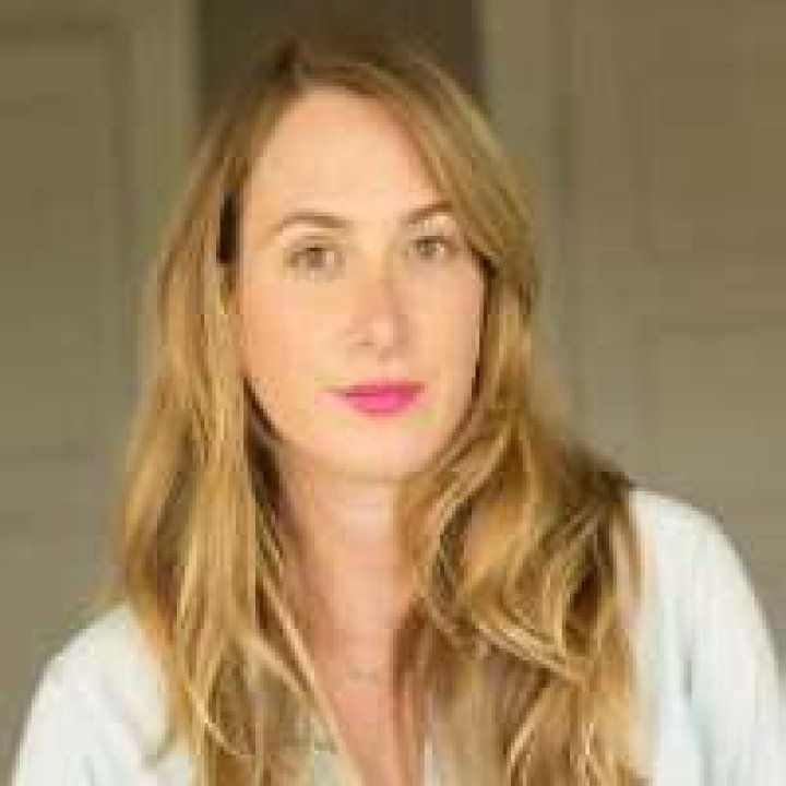 Niki Schwartz-Wright happily married to Will Greenberg! Know about her net worth, social media, biography