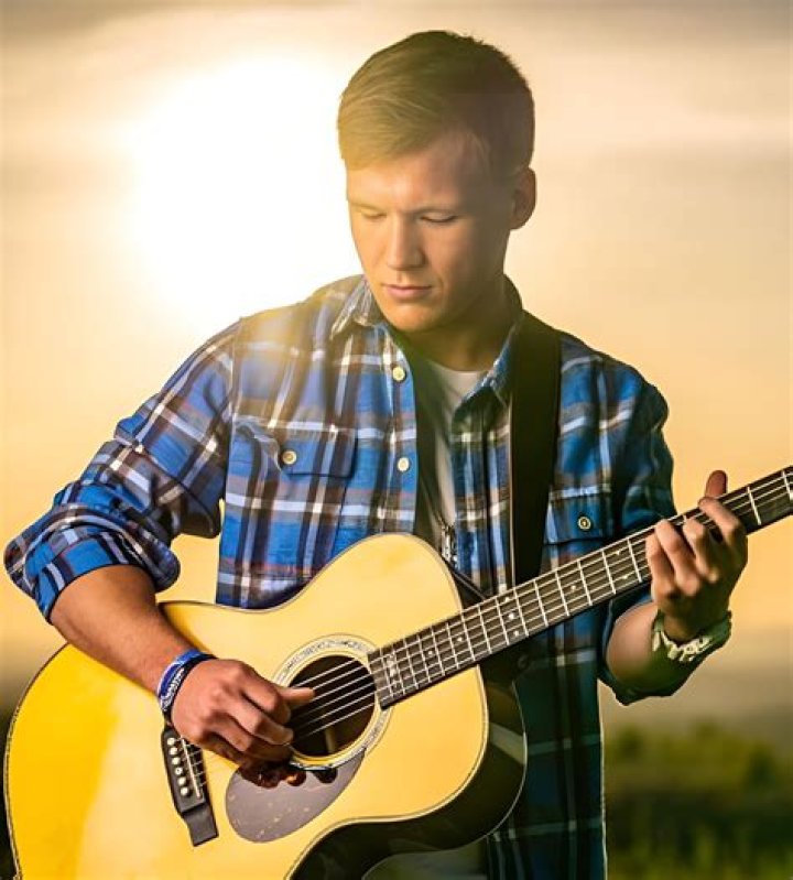 Noah Spencer - Trivia, Family, Bio