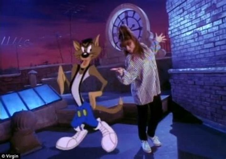 Paula Abdul headlines a tour for the first time in 25 years, MC Skat Cat will be there