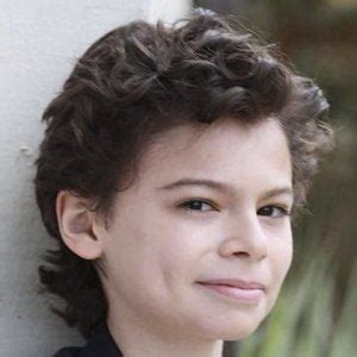 Raphael Alejandro - Age, Family, Bio