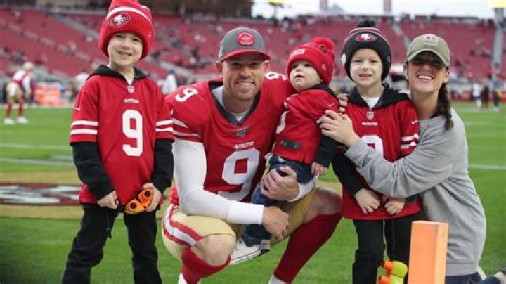 Robbie Gould - Age, Family, Bio