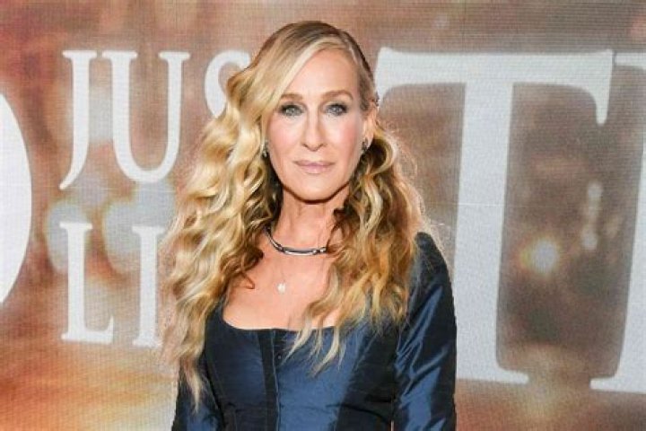 Sarah Jessica Parker claims she “eats everything”