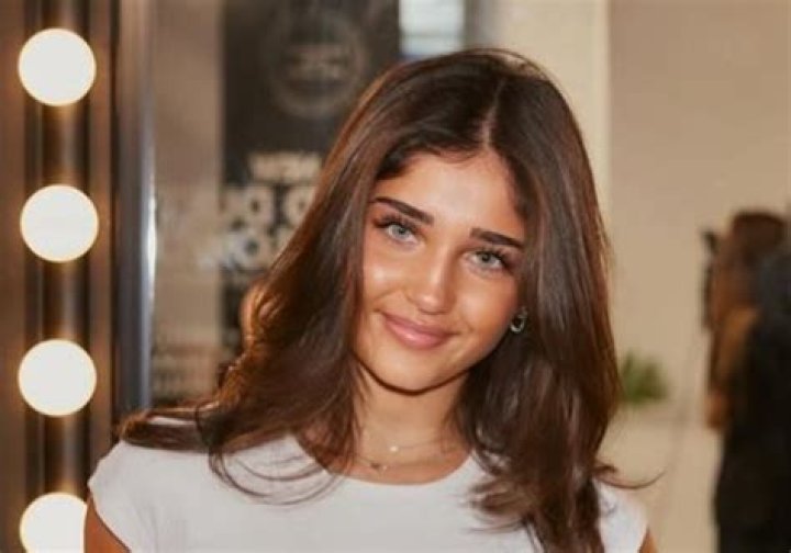 Sienna Walker - Age, Family, Bio