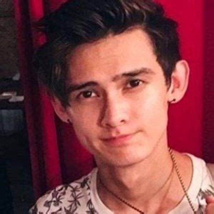 Tim Henson - Age, Family, Bio