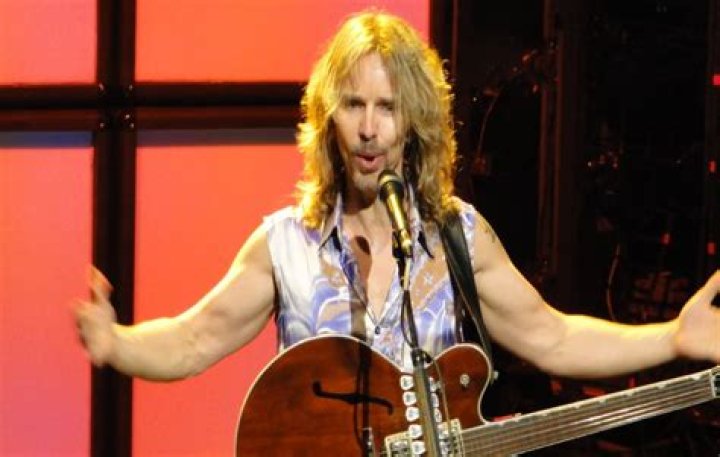 Tommy Shaw Bio (Wiki) 