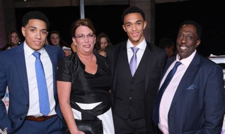 Trent Alexander-Arnold - Age, Family, Bio