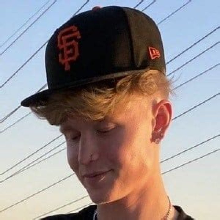 Tyler Sander - Age, Family, Bio