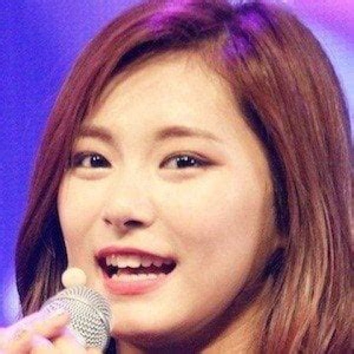 Tzuyu - Age, Family, Bio
