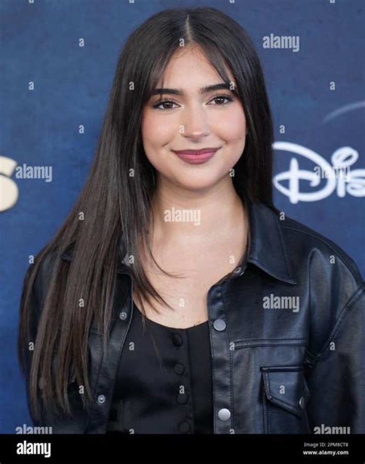 Valentina Herrera - Age, Family, Bio