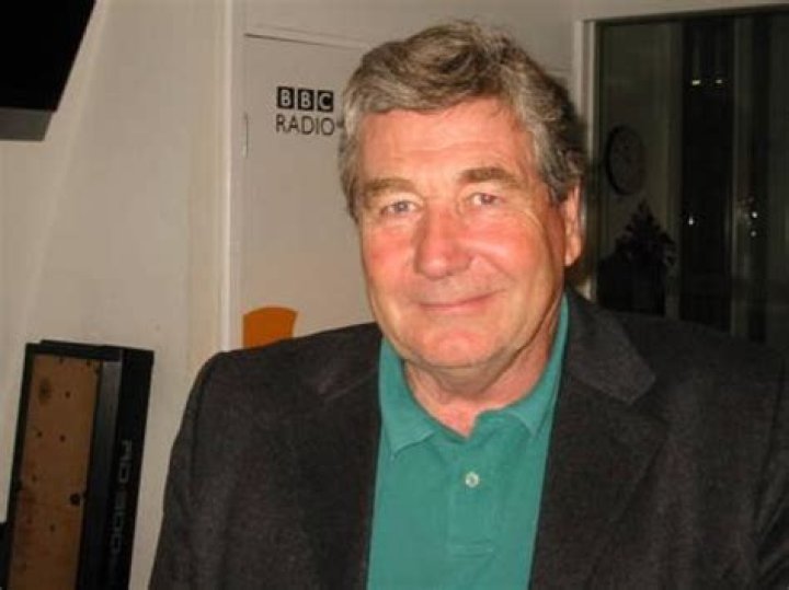 Vic Armstrong Bio (Wiki) 