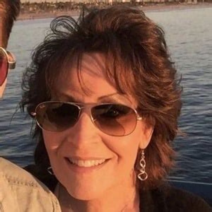 Vicki Fehrnstrom Montzingo - Age, Family, Bio