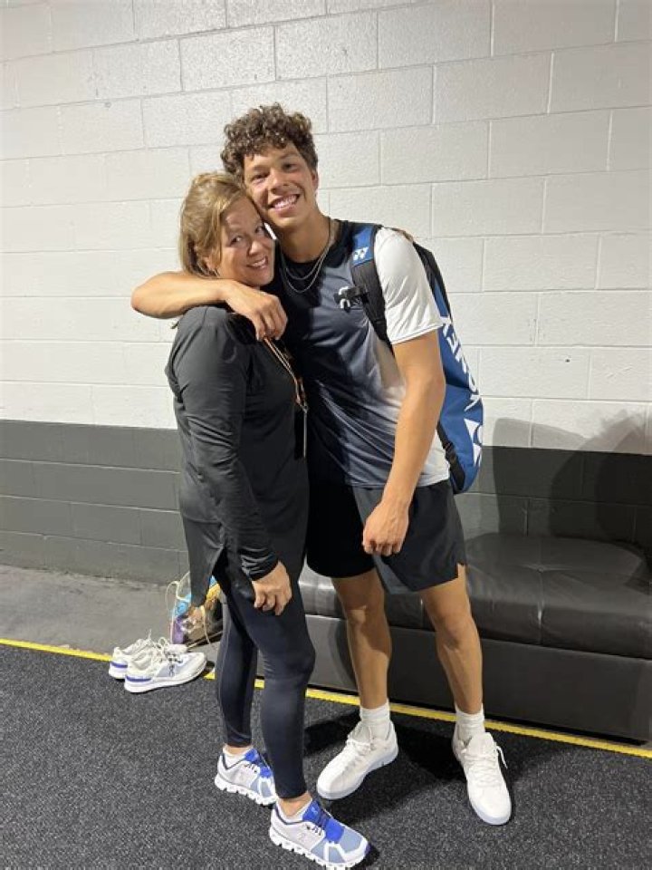 Who Is Ben Shelton Mother?