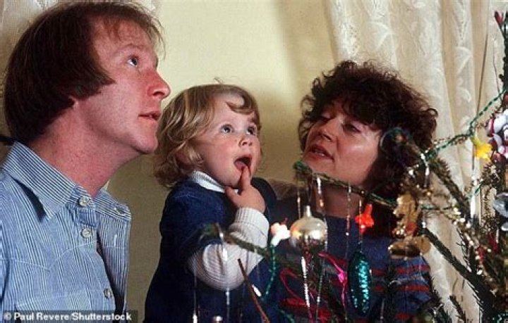 Who is Dennis Waterman’s second wife Patricia Maynard?