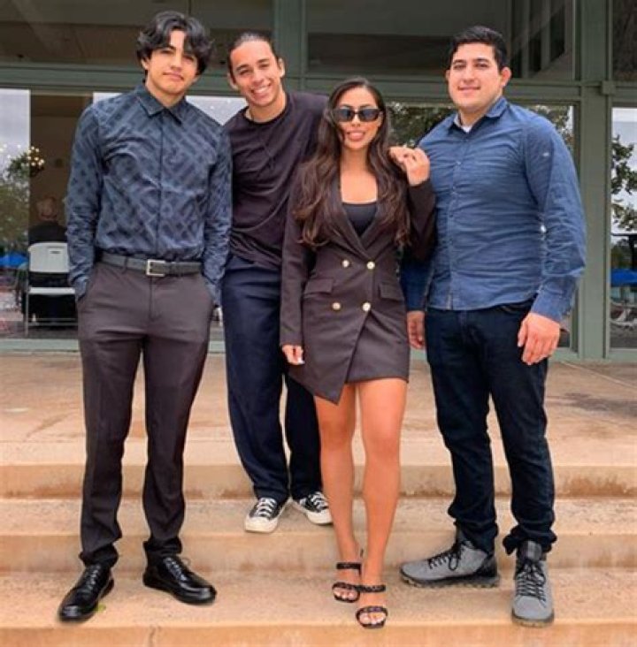 
Who Is Kayla Cardona’s Husband? Here’s What We Know 