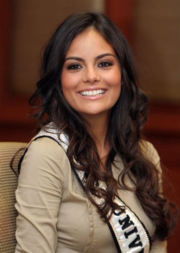 Ximena Navarrete Bio (Wiki) 