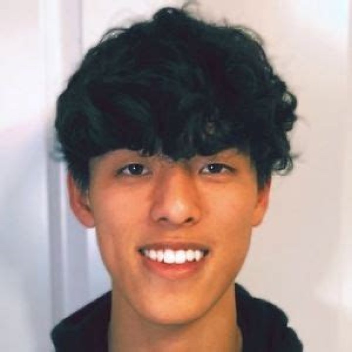 Yuchen Bunderson - Age, Family, Bio