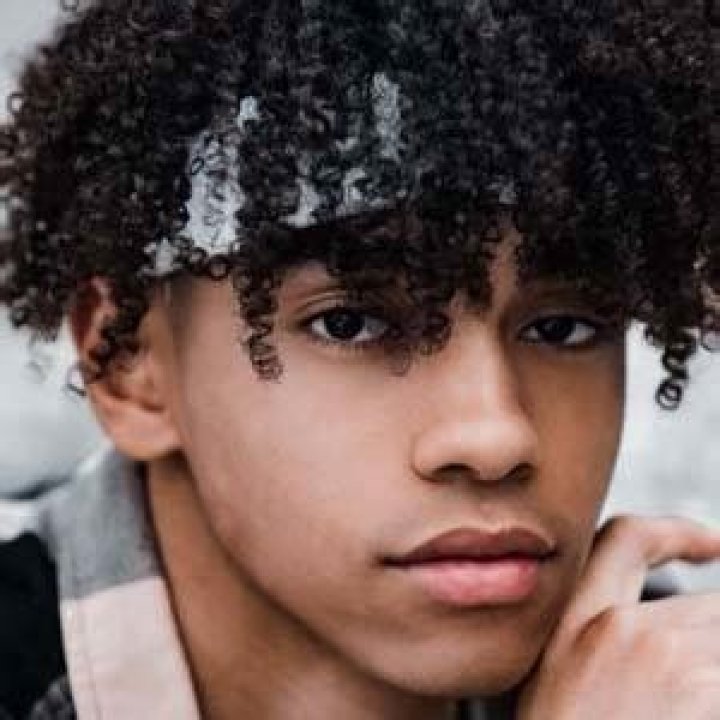 Yusuf Panseri - Age, Family, Bio