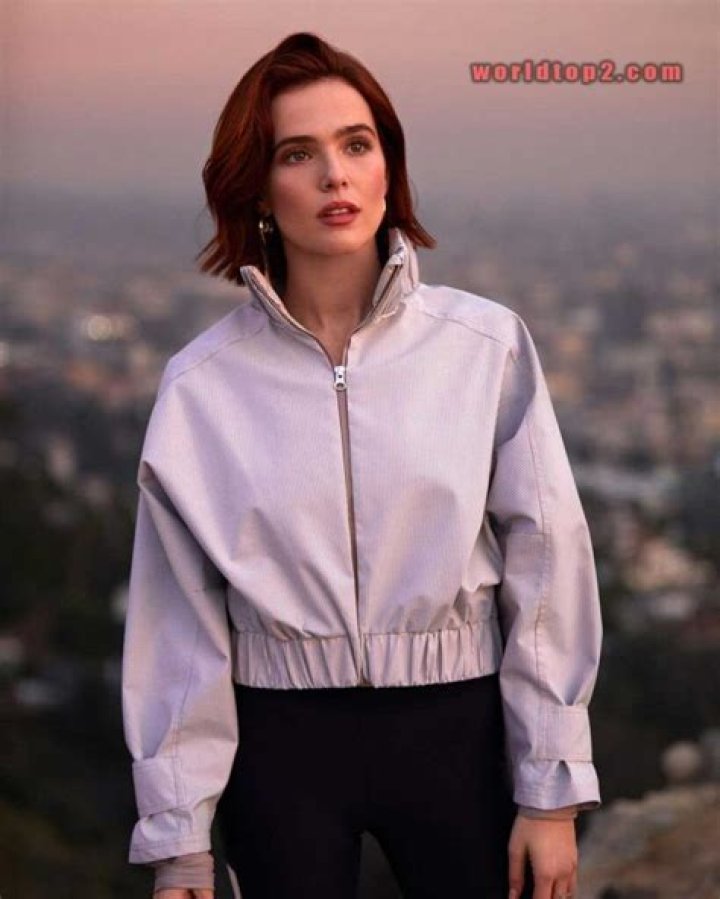 Zoey Deutch Bio (Wiki) 